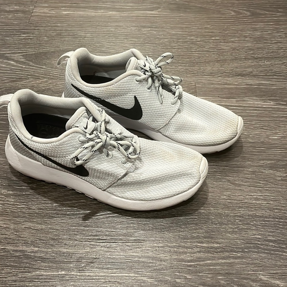 Gray Nike Roshes